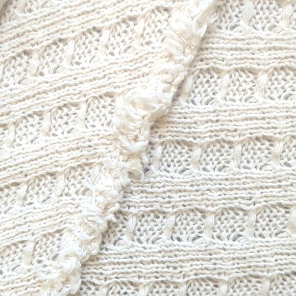 We The Free SM Fisherman crocheted Thien's Hacci Top Sweater Women's Cream - Picture 9 of 13